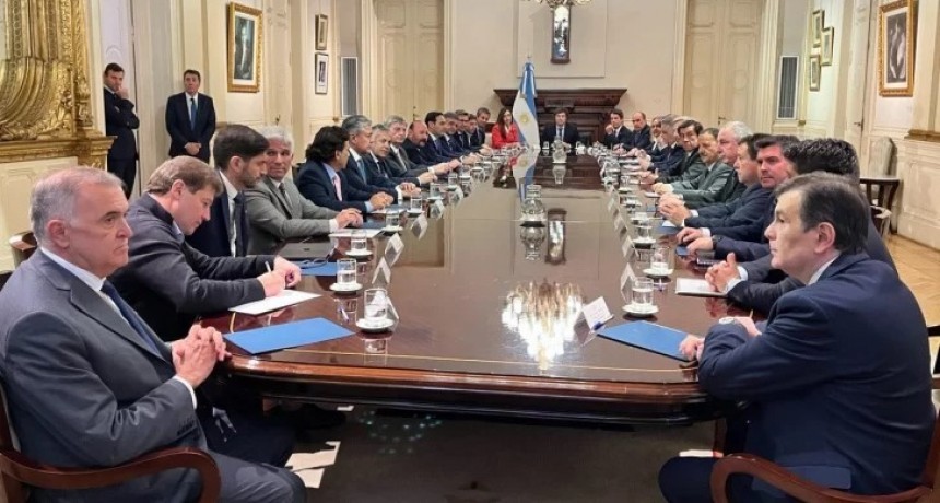 Una provincia argentina suspendió aumentos salariales y ya son obvias las dificultades financieras en otras