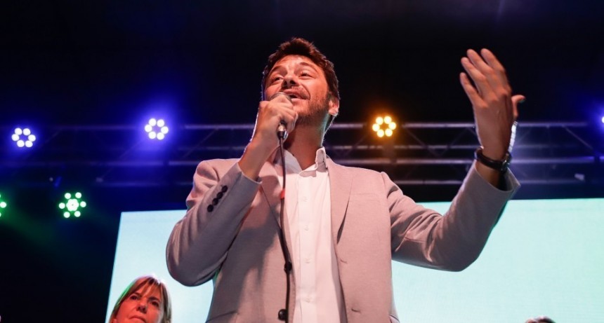 El peronista Monteverde derrotó a los libertarios y ganó las elecciones en Rosario