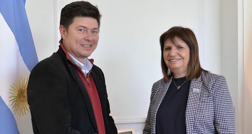 Patricia Bullrich viaja a Corrientes para romper una campaña hiperprovincializada