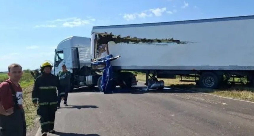 Dos choques casi simultáneos provocaron el corte total en una ruta de Corrientes