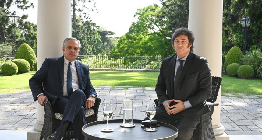 Hipótesis de traición a la patria 