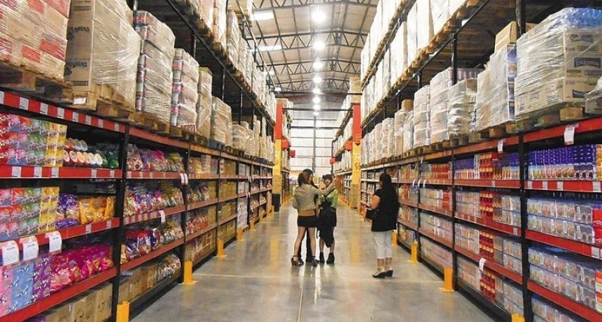 La inflación mayorista de diciembre se disparó al 54% tras la devaluación