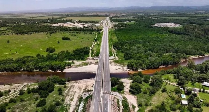 El Gobierno oficializó la licitación de la 