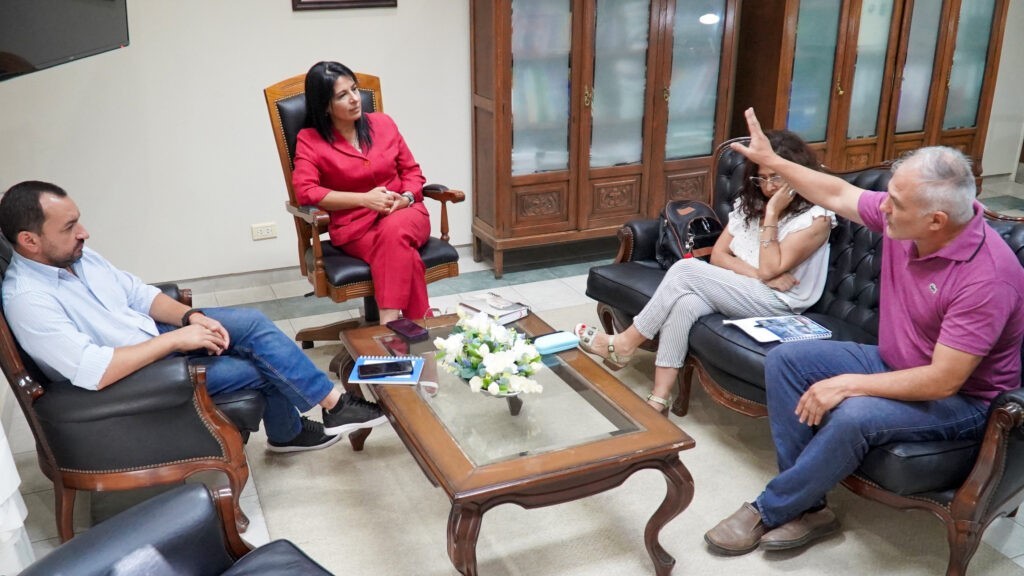 El laberinto de la crisis: Entre la caída de la coparticipación y un margen salarial que se agota