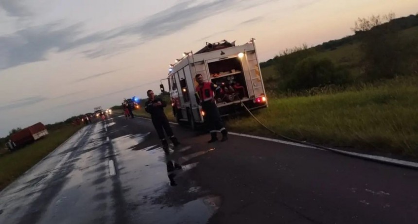 Corrientes: un hombre está grave tras el choque entre dos camiones en Saladas