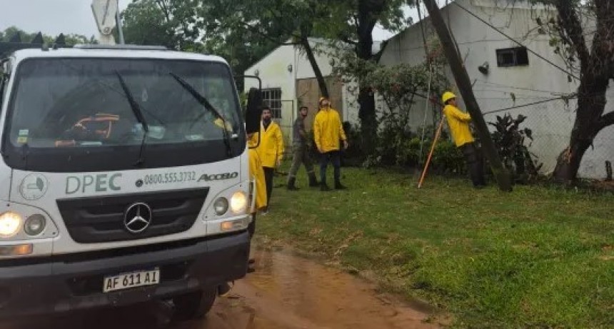 El Gobierno provincial realiza intensos trabajos de emergencia en Mburucuyá