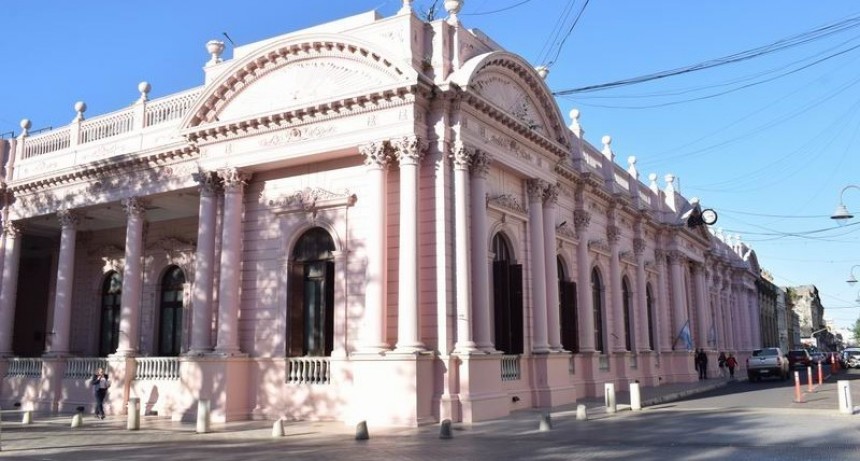 La Provincia autorizó fondos para las comunas por más de $3.200 millones