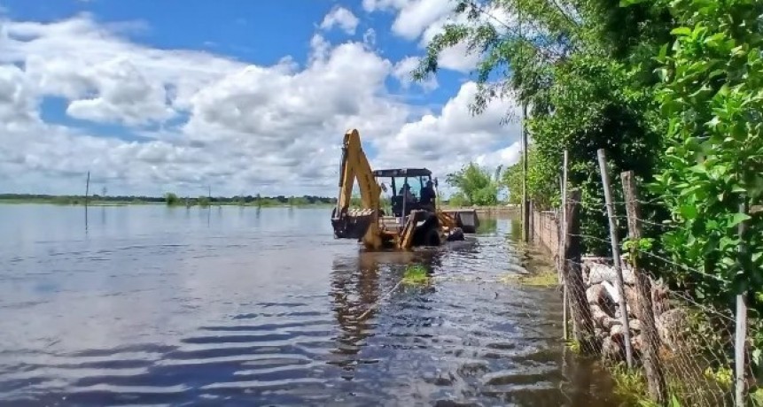 Emergencia en San Roque: el desborde del río Santa Lucía ya dejó 250 evacuados
