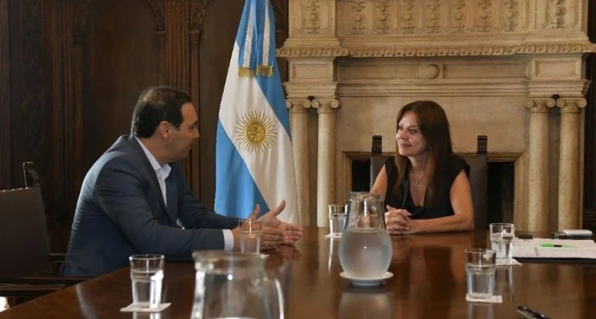 Valdés se reunió con Petovello por el avance de una agenda de desarrollo humano