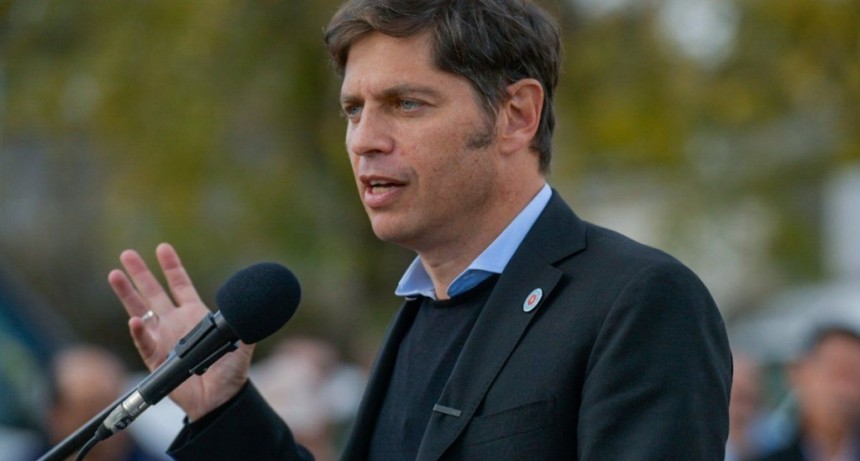 Axel Kicillof advierte que el personal docente perderá 10% de su salario por la motosierra de Milei