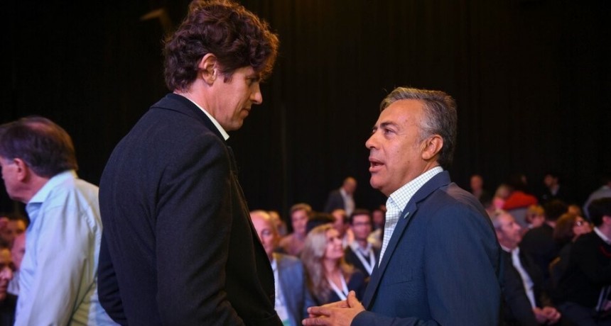 El radicalismo profundiza su interna: entre la oposición dura y el diálogo con Javier Milei