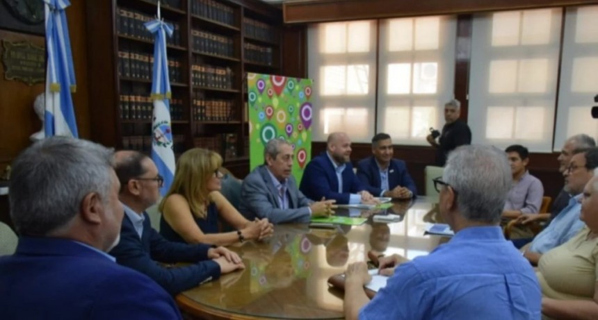 Confirmado: el gobierno dará un 13% de aumento salarial para docentes 