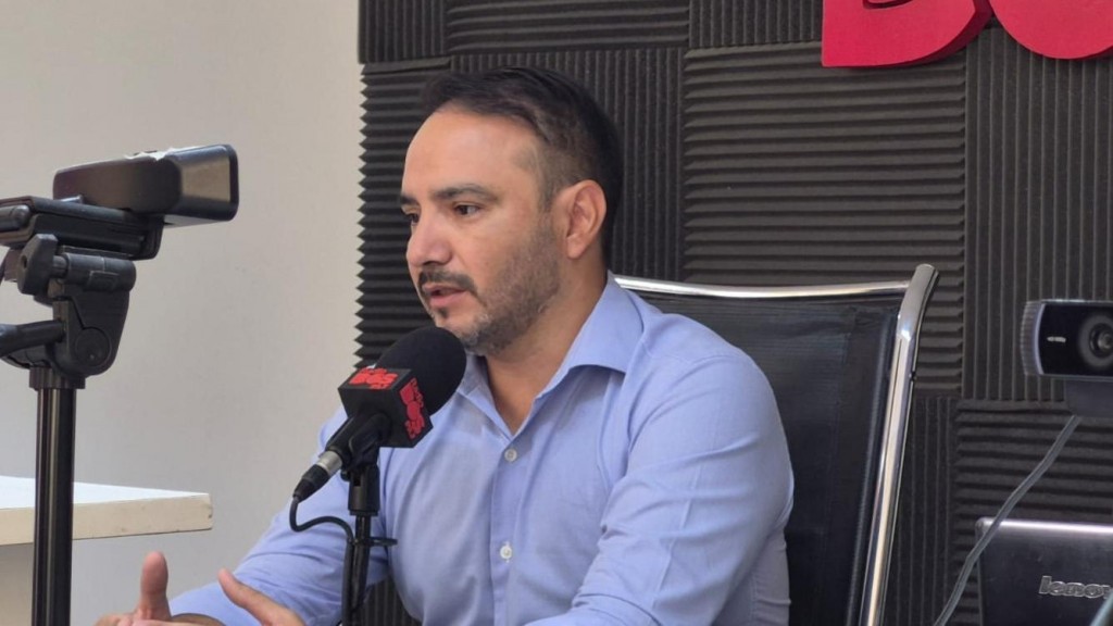 El No-Anuncio de Valdés: Incertidumbre y especulación frente al inicio de clases