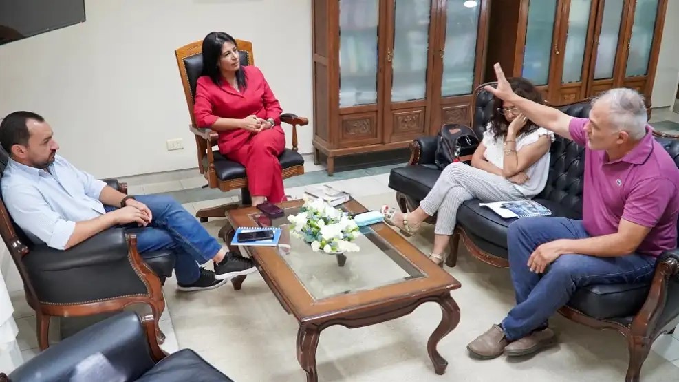 Educación en alerta: Docentes con 29 años de antigüedad al borde del despido en los ISFD