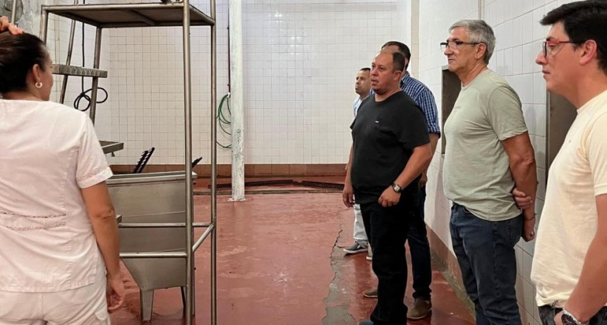 Frigorífico de La Cruz: Promesas millonarias a contrarreloj y el enigma del 4 de marzo