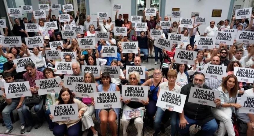 Incertidumbre total: Gremios docentes convocan a un paro nacional y peligra el inicio de clases el 2 de marzo