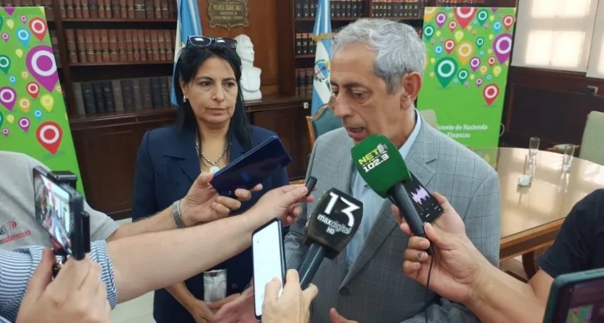 El Gobierno se qued&oacute; solo: SUTECO, AMET y ACDP van al paro y se cae el relato de la "normalidad"