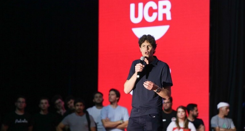 Tras el rechazo al DNU, estalló la interna de la UCR