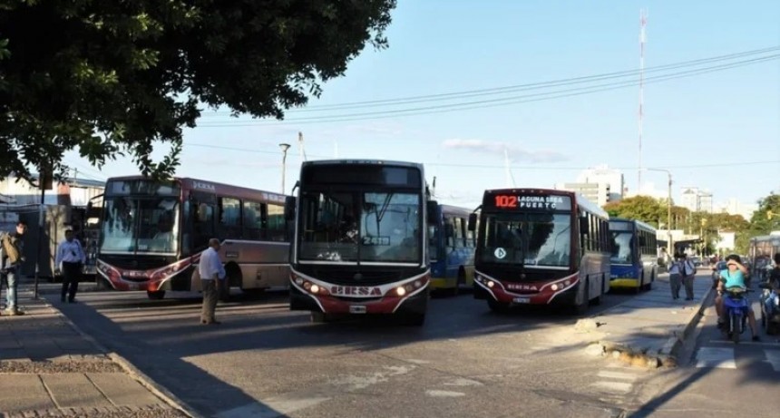 Corrientes: piden tarifas de $1.081 y $1.084  para el transporte urbano de pasajeros