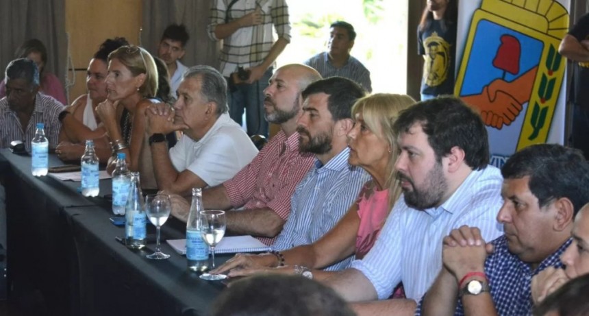 El PJ va por el gobierno en 2025: mostró una foto de unidad
