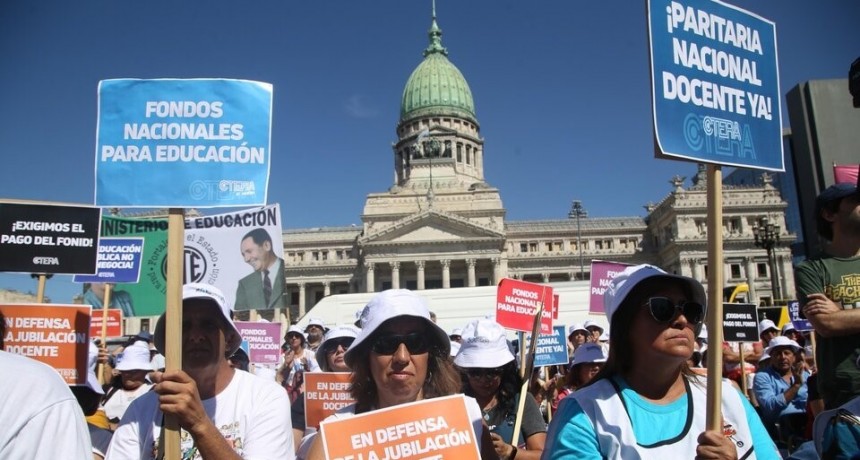 El Gobierno eliminó el Fondo de Incentivo Docente