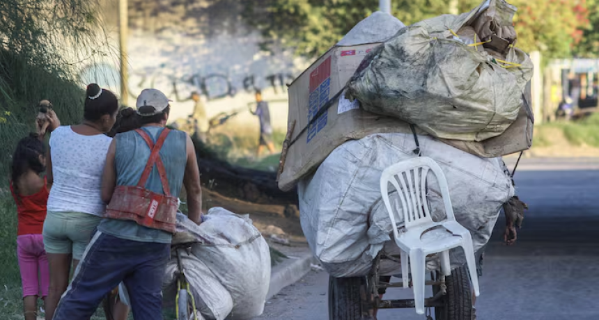 Dibujando la realidad: Por qu&eacute; la baja de la pobreza del INDEC es una ficci&oacute;n estad&iacute;stica