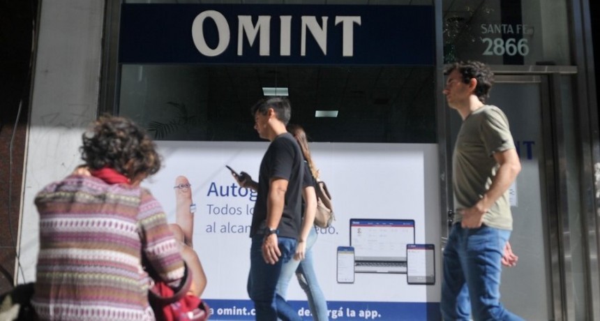 Por la presión social, el Gobierno vuelve a regular los precios de la medicina prepaga