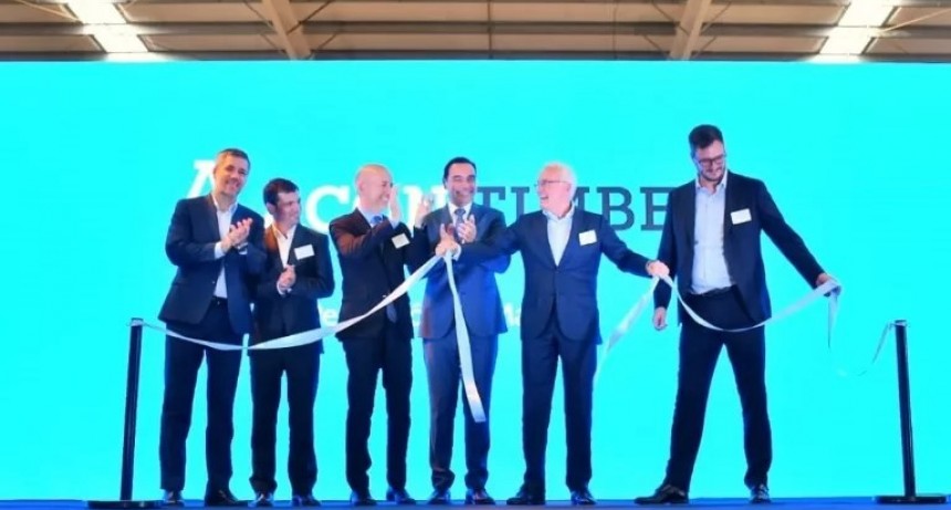 Valdés inauguró la planta procesadora de maderas más grande de Latinoamérica