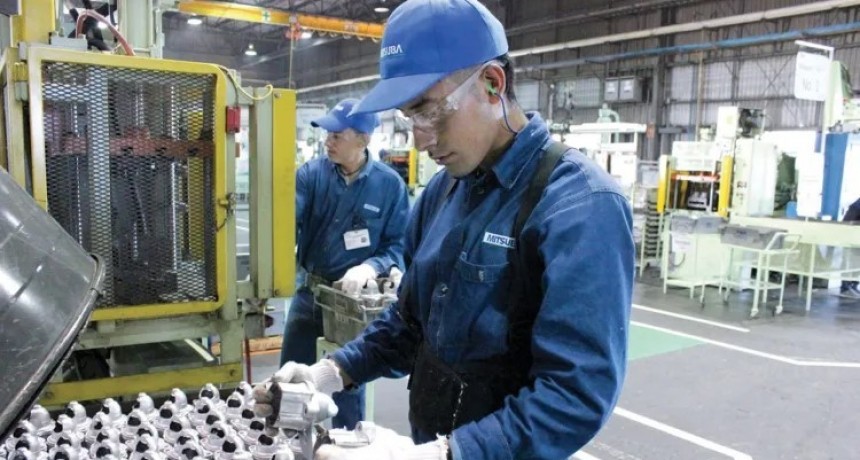 La industria pyme cayó 11,9% anual en marzo