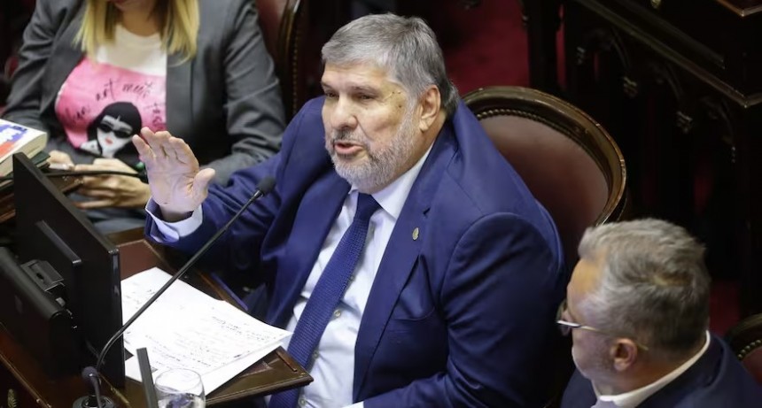 José Mayans aseguró que Milei debería “estar preso” por la “estafa piramidal” de la criptomoneda $LIBRA