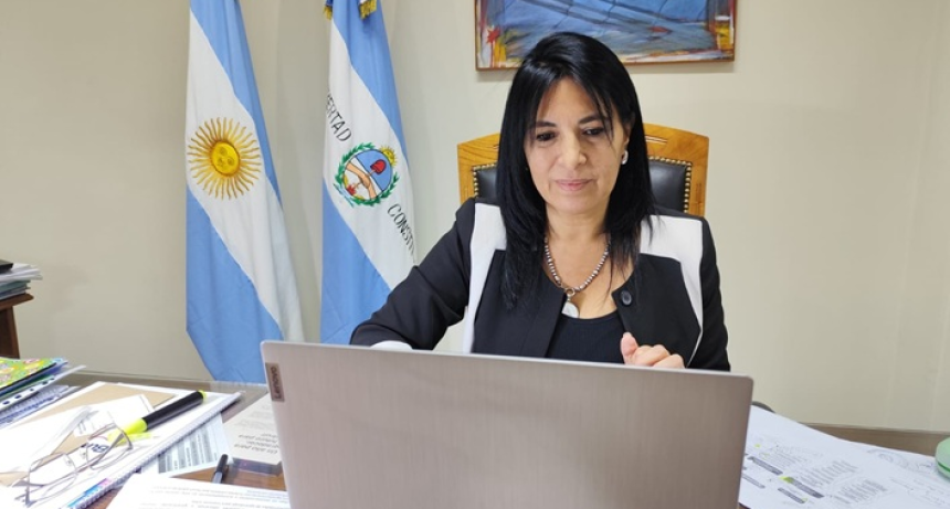 Docentes correntinos al rojo vivo: piden la renuncia de la Ministra de Educaci&oacute;n