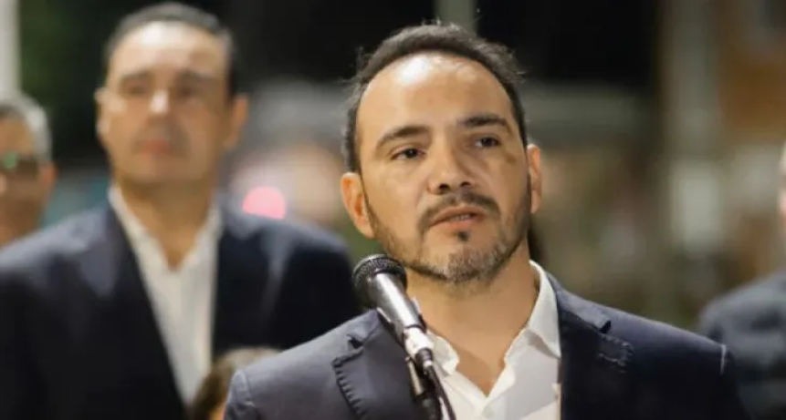 El gobernador de Corrientes reconoci&oacute; que a los municipios les faltan recursos