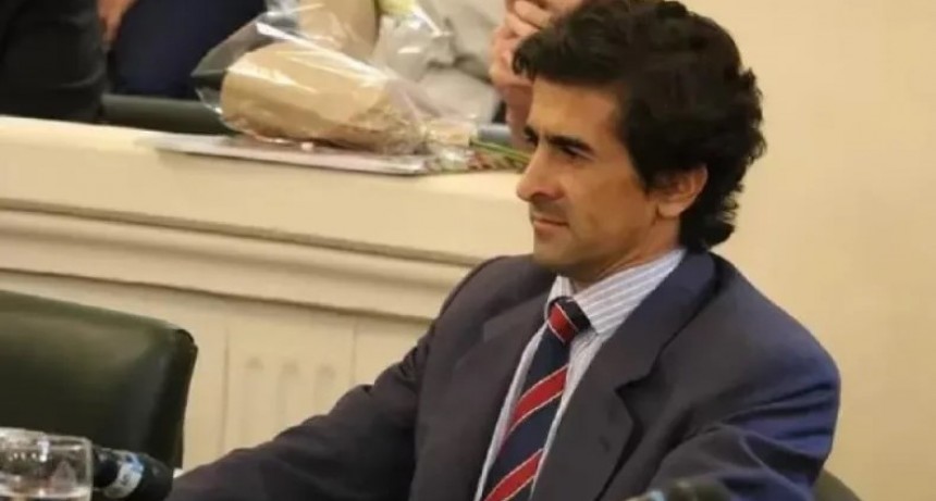 José Romero Brisco desafía ‘el dedo’ en el oficialismo
