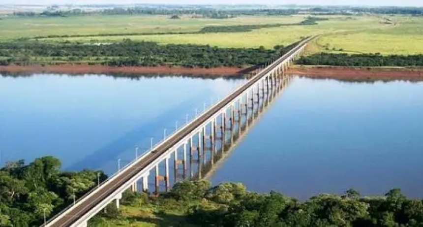  El R&iacute;o Uruguay crece por las lluvias en misiones y podr&iacute;a desbordar en el arroyo Ita Cu&aacute;