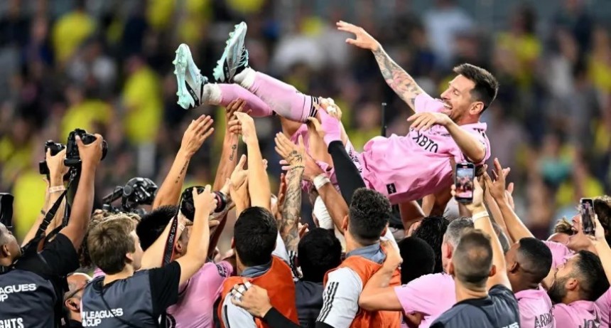 Messi se consagró campeón en EEUU y es el más ganador de la historia del fútbol