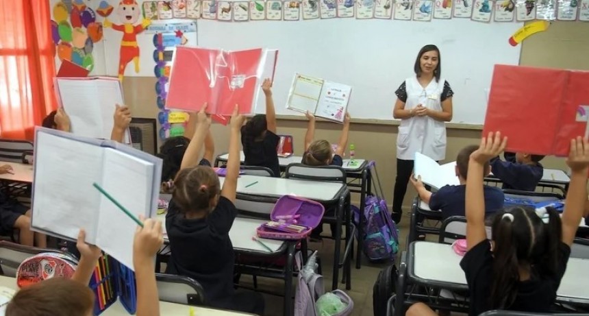 Vouchers educativos de Milei de cara a las elecciones 2023: el modelo que fracasó en Suecia y rechazan los sindicatos