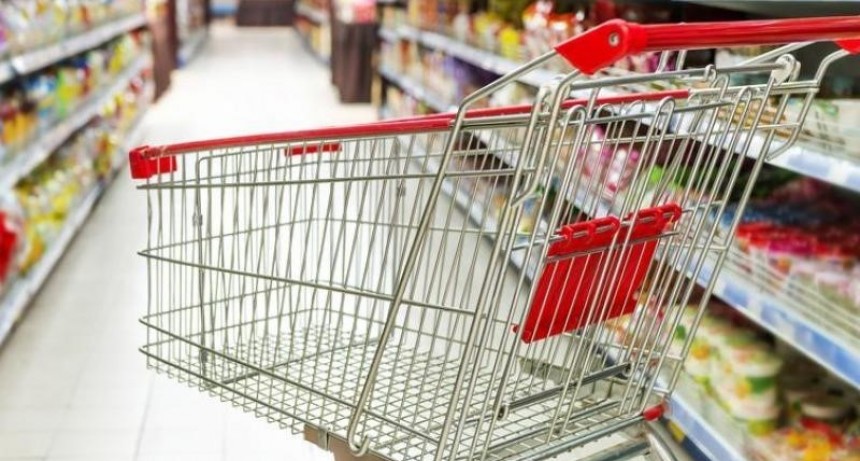 El consumo masivo no encuentra piso: en julio se derrumbó 16% y no hay señales de reactivación