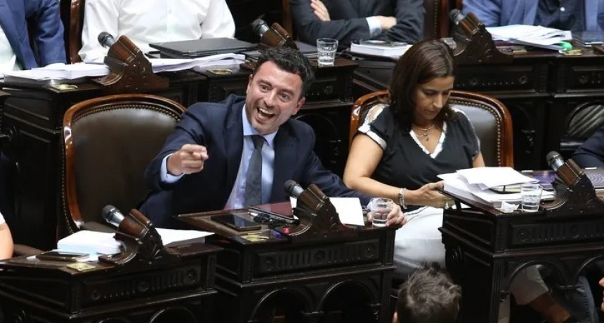 Jubilaciones: la UCR se dobla y Javier Milei queda a un paso de blindar su veto a la reforma previsional