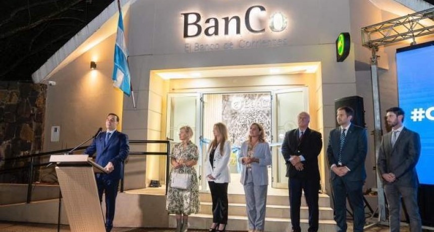Valdés inauguró la sucursal del Banco de Corrientes en Puerto Iguazú
