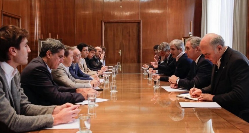 Furia del campo por el pacto Caputo-cerealeras: 