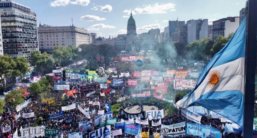 Más de un millón de personas en la segunda marcha federal universitaria