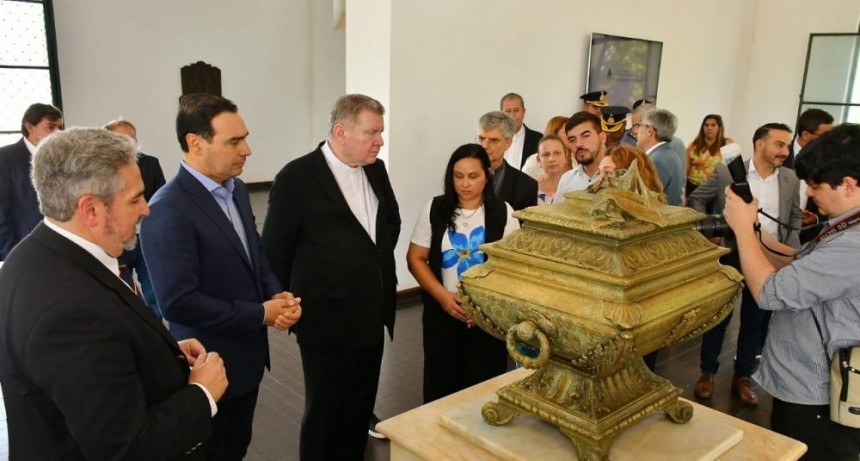 Valdés recibió al Nuncio Apostólico de su Santidad en Yapeyú