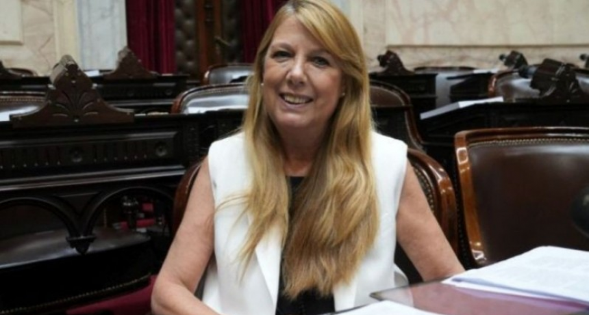 Una diputada de Schiaretti que iba a rechazar el veto se borro de la sesión y abre una crisis con Llaryora