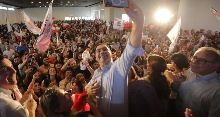 Gustavo Valdés se queda con la UCR en Corrientes y Ricardo Colombi analiza el contragolpe