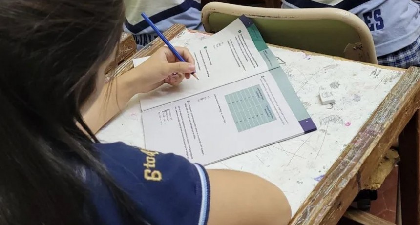 Alumnos de más de 300 escuelas correntinas son evaluados en el operativo Aprender