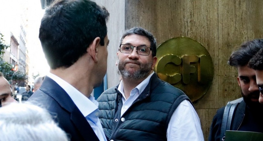 Quintela rechazó un pedido de Olmos para unificar lista con Cristina y ahora le bajan la boleta