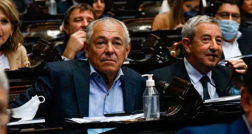 Sigue la fractura en la UCR: Barletta armó un monobloque en Diputados y Cobos evalúa irse con Manes