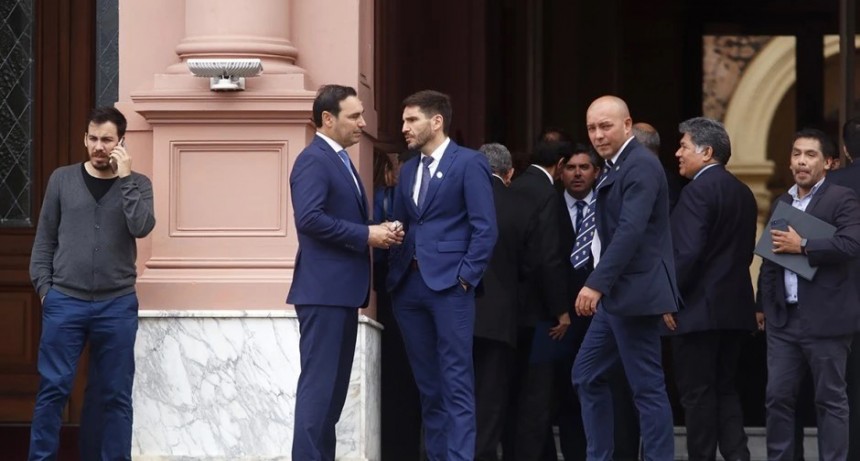 Provincias Unidas aspira a llegar a los 25 diputados y advierte a Milei: 