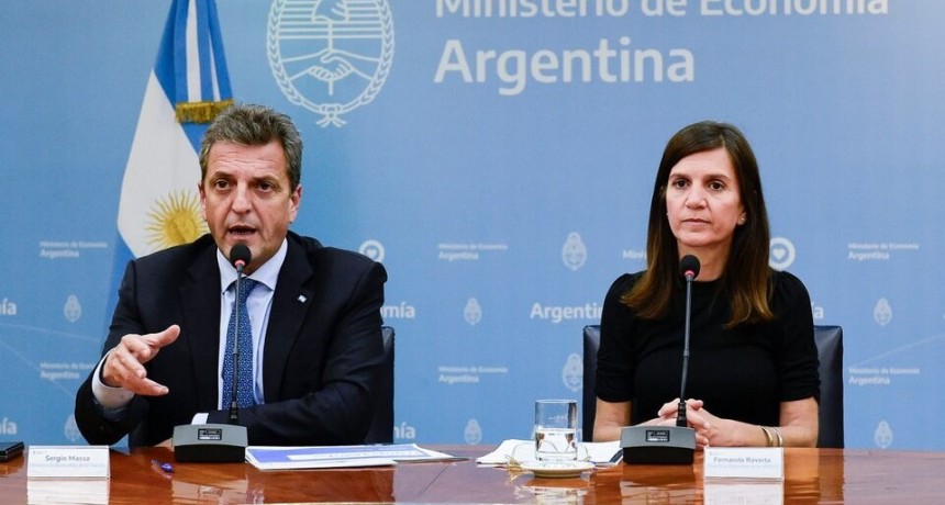 ANSES: Massa y Raverta anunciaron aumentos de hasta 150% en créditos para jubilados y trabajadores