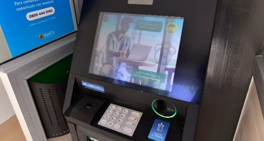 Comienza el pago del plus de refuerzo a estatales de Corrientes
